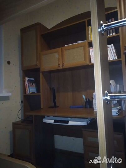 Стенка с компьютерным столом