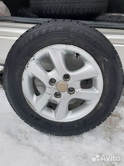 Bridgestone Blizzak Revo1 175/70 R14