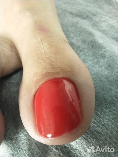 Модель на педикюр