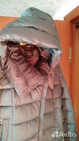 Пуховик женский новый