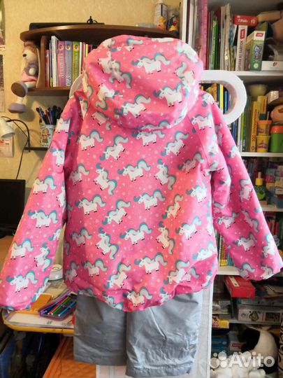 Костюм демисезонный