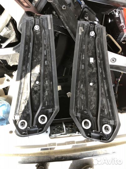 Накладки на стойку Mercedes CLS c218