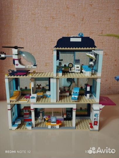 Lego friends больница, аквапарк, катер