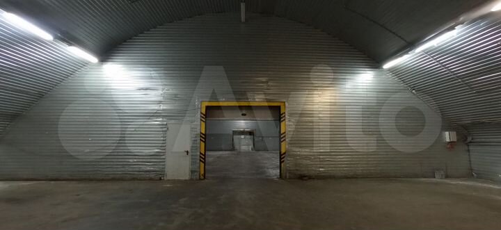 Склад, 1300 м²