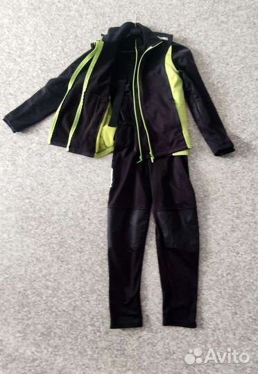 Разминочный костюм fischer. Размер S