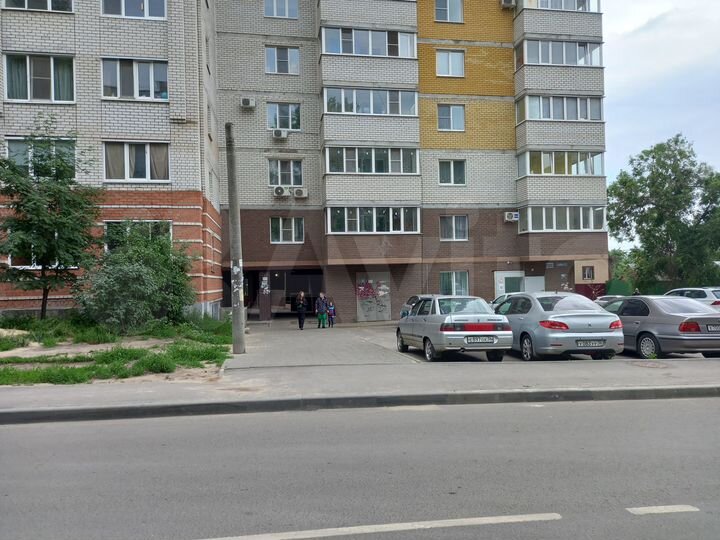 Торговая площадь, 66 м²