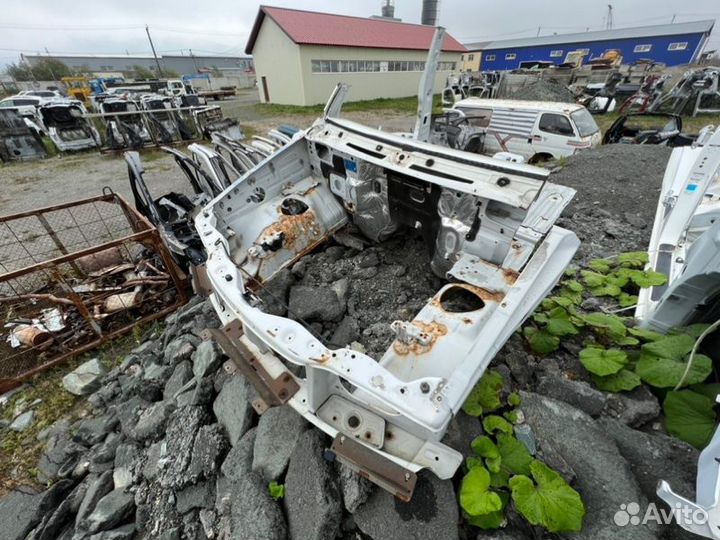 Телевизор Suzuki Escudo TL52W J20A 2004 Г