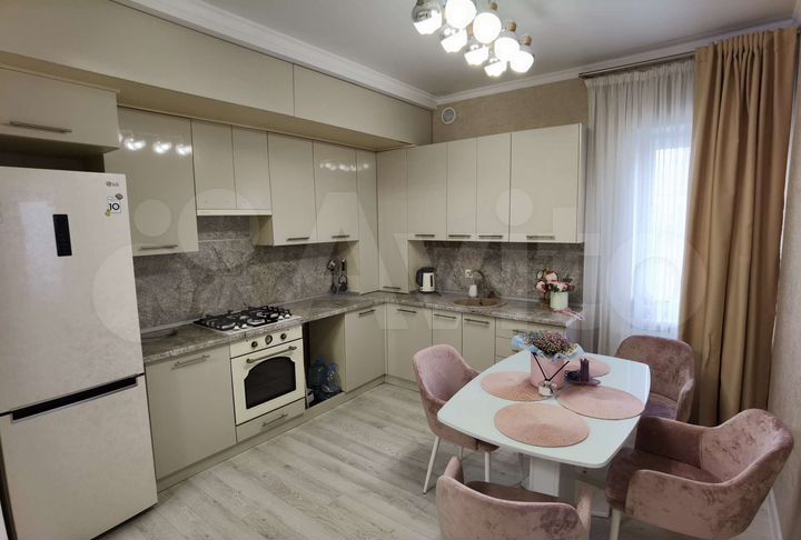 3-к. квартира, 58 м², 1/9 эт.