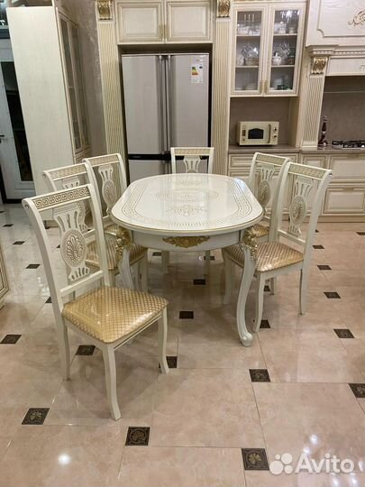 Стол Версачи