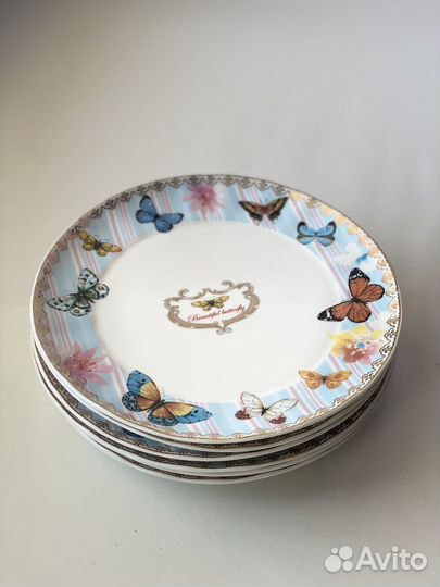 Набор тарелок новый