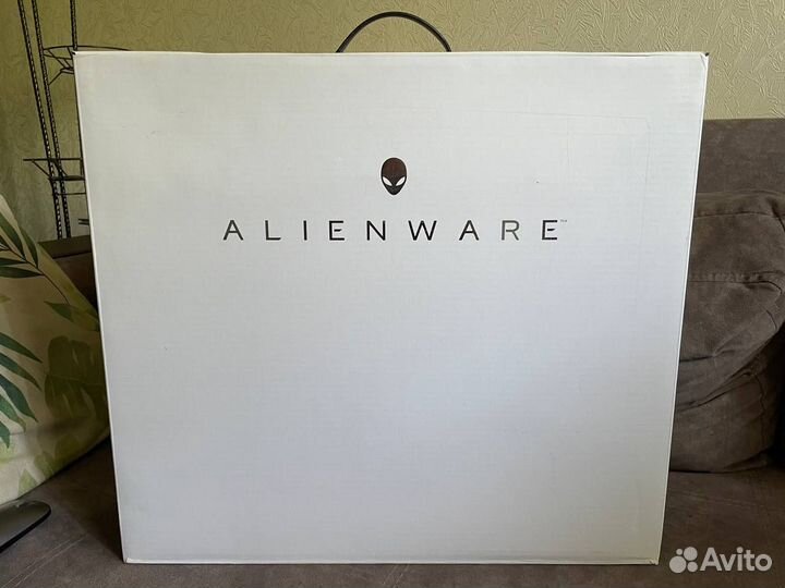 Ноутбук игровой alienware 17 R5 A17-7080, 17.3