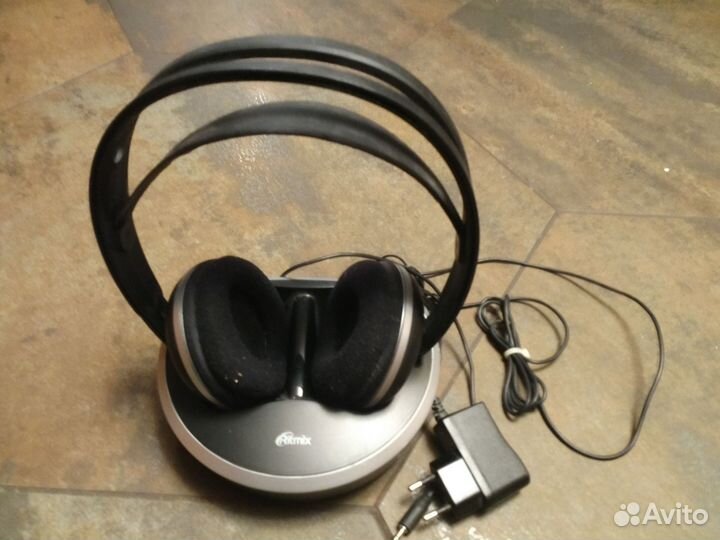 Беспроводные наушники Ritmix