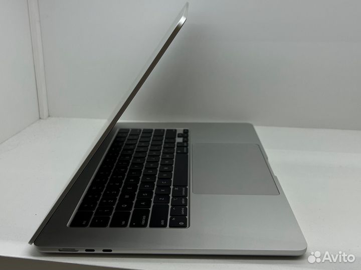 Новый MacBook Air 15 2023 M2/8/256/silver