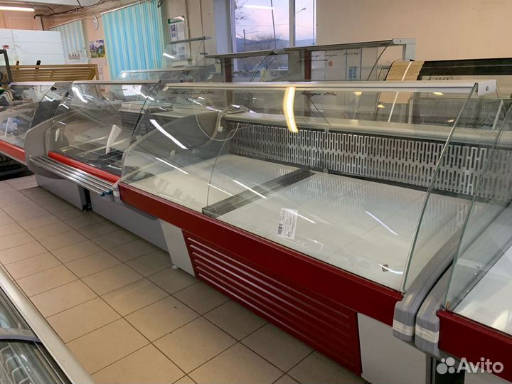 Новые холодильные витрины Иней все в наличии