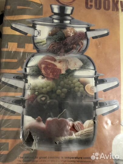 Набор кастрюль