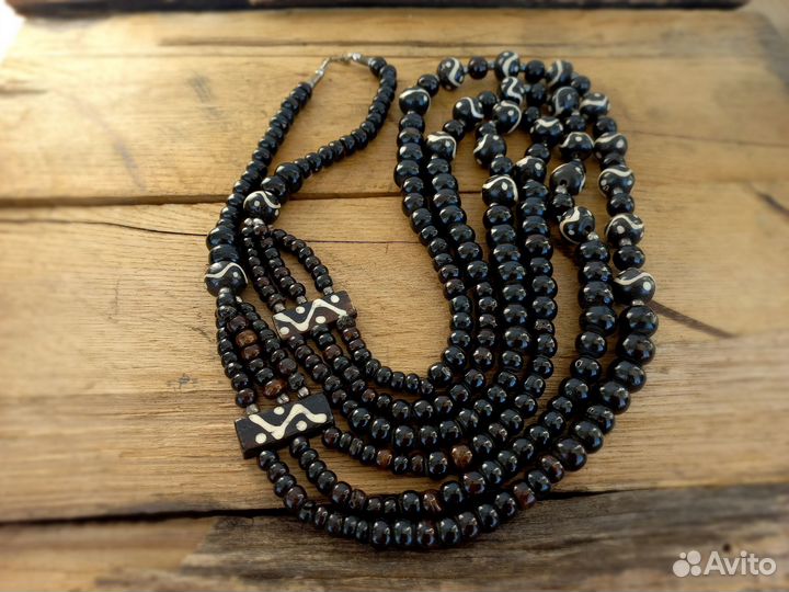 Черное колье из кости классика и астральный оберег