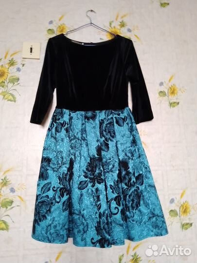 Платье женское