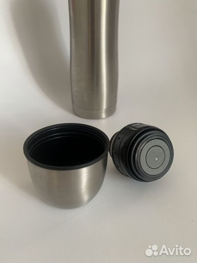 Термос 0.5 л. Металлический