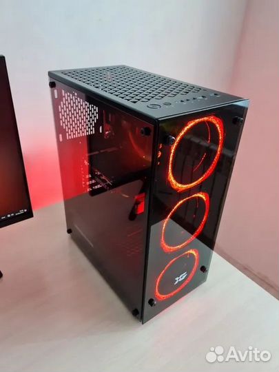 Новый игровой компьютерный корпус