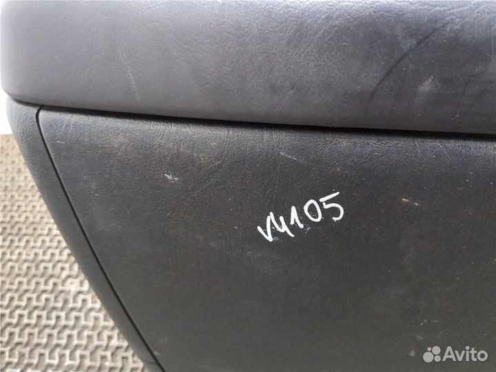 Консоль салона Ford Maverick, 2006