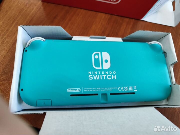 Nintendo switch lite новая