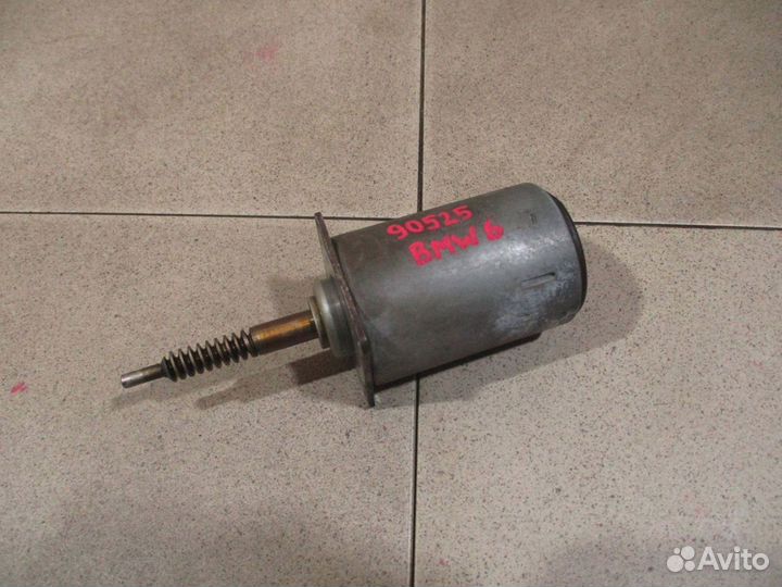 Моторчик изменения фаз грм BMW 6-Series (E63/E64)