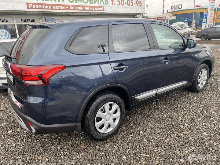 Mitsubishi Outlander 2.0 CVT, 2021, 1 600 км