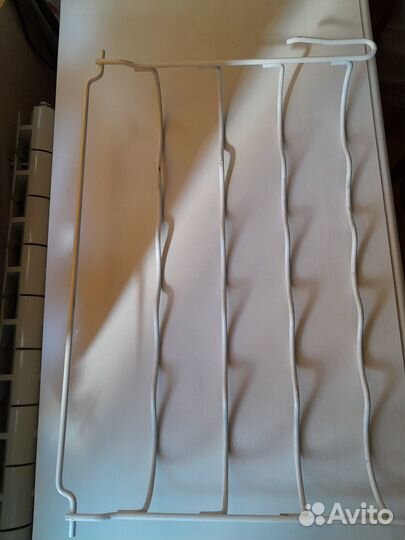 Полка для бутылок в холодильник Атлант