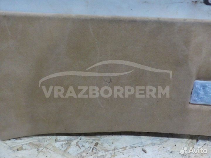 Обшивка багажника задняя (задней панели) Porsche C