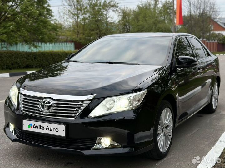 Toyota Camry 2.5 AT, 2011, 298 000 км