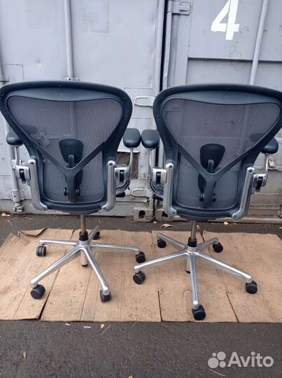 Кресло Herman miller Aeron New Remastered хром