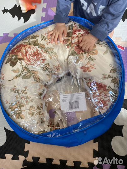 Подушка для кормления Velina