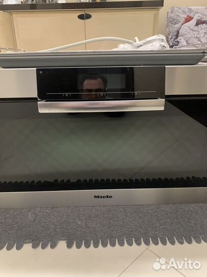 Многофункциональная духовка Miele