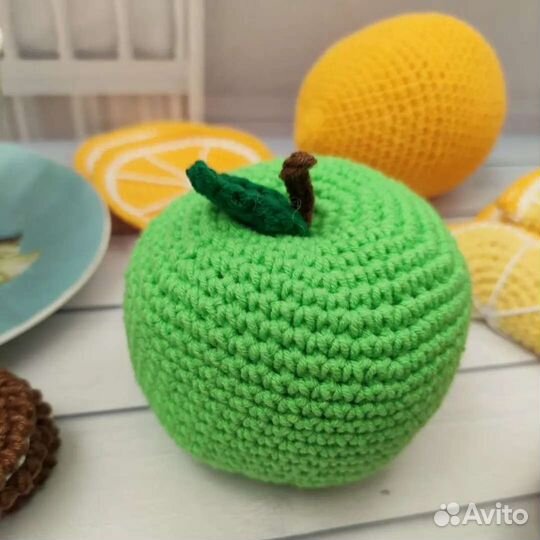 Вязаные фрукты, овощи и сладости