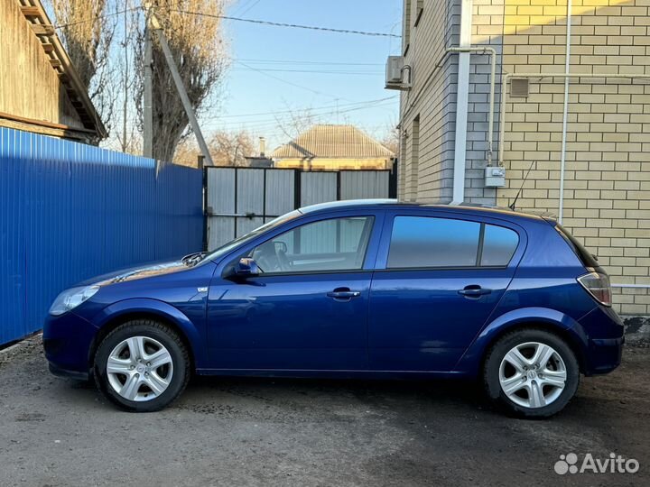 Opel Astra 1.8 МТ, 2010, 163 000 км