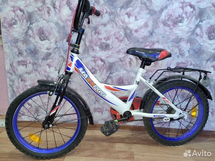 Велосипед R16