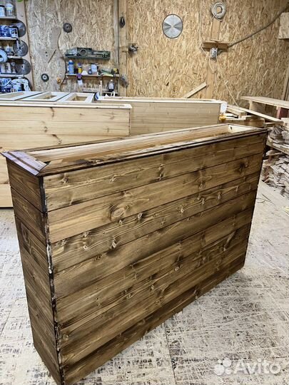 Деревянные уличные кашпо