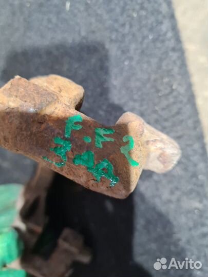 Скоба суппорта задняя Ford Focus 2 kkda 2008