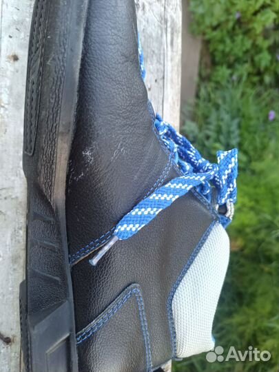 Ботинки лыжные