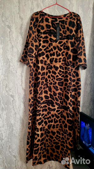 Платье новое 48