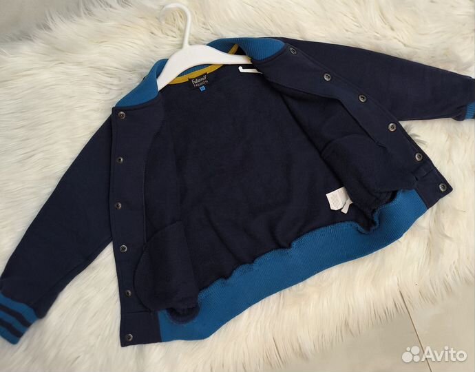 Бомбер кофта на мальчика 104 размер
