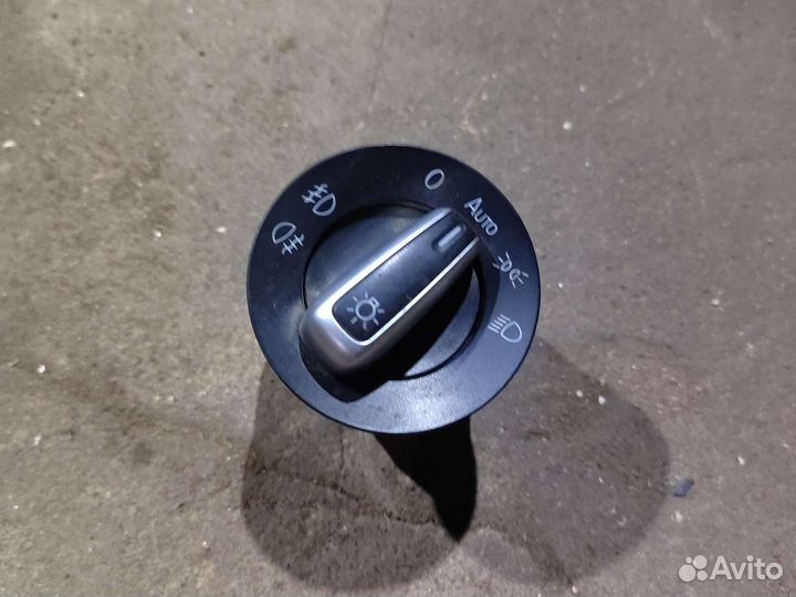 Переключатель света фар Volkswagen Tiguan