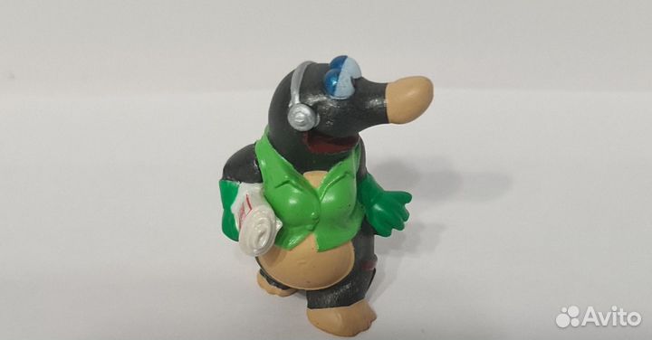 Игрушки из киндера