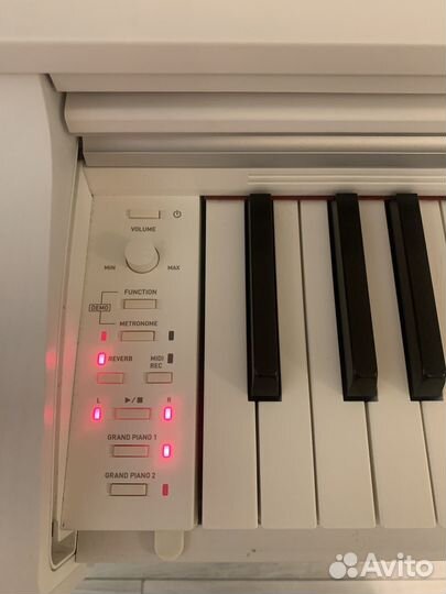 Цифровое пианино Casio celviano AP-270