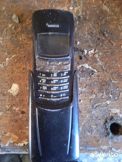 Nokia 8910i