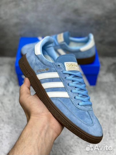 Кроссовки Adidas special