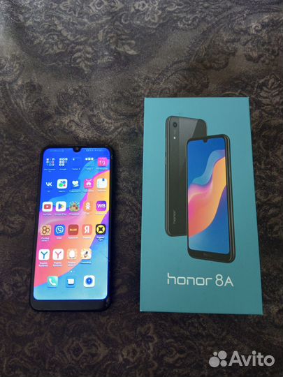 HONOR 8A, 3/32 ГБ