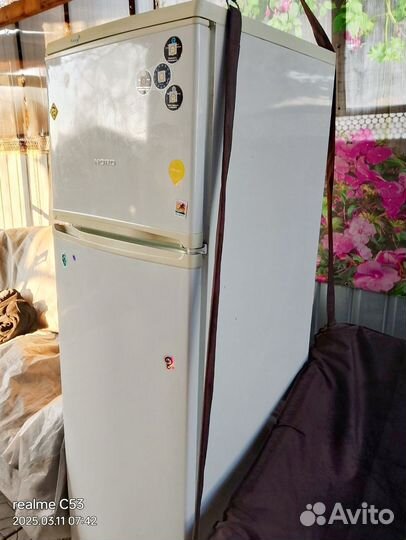 Холодильник