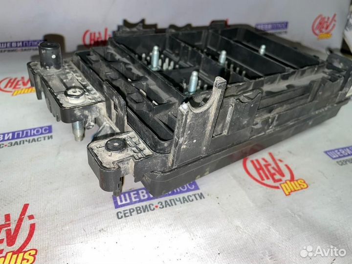 Блок предохранителей (под Chevrolet TrailBlazer