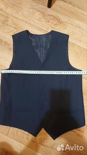 Жилетка новая,рост 158 (12-13лет)